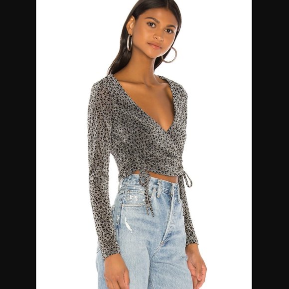 Superdown Syna Ruched Leopard Print Top Size XS - Picture 3 of 15